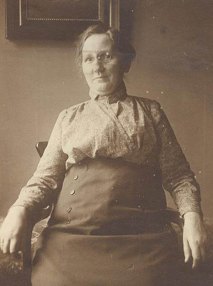 Roelefina Smit-Leibbrandt (zuster van Chr. L.) augustus 1922.jpg